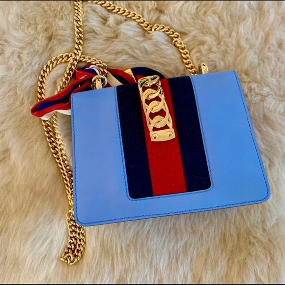❌SOLD❌Gucci Sylvie Mini bag - Picture 2 of 5